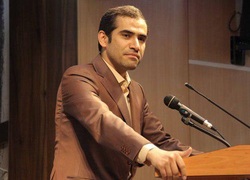 سید مجید حسینی: قاچاقچی هروئین از دولت فعلی با عرضه تر است!