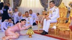 قرنطینه پادشاه تایلند با 20 زن و همسر!