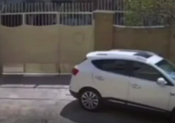 تصادف عجیب یک تاکسی در خیابان سمیه تهران + فیلم