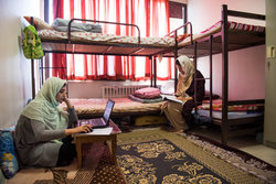 امکان استفاده دانشجویان دانشگاه امیرکبیر از خوابگاه در زمان دفاع