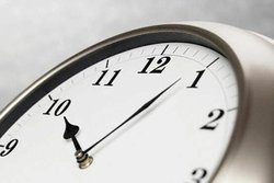 کاهش ساعت کاری ادارات در روزهای ۱۹ و ۲۳ رمضان
