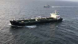 لحظه حرکت همزمان ۵ نفتکش ایرانی به سمت ونزوئلا