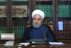 روحانی: رفع انسداد منابع ارزی در بانک‌های خارجی با جدیت پیگیری شود