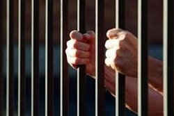 ۴ سال حبس برای یک ایرانی‌الاصل به اتهام ارسال کالا به ایران