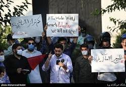 تجمع اعتراضی دانشجویان در برابر سفارت امارات در تهران