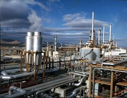 ظرفیت تولید بنزین در ایران چقدر است؟
