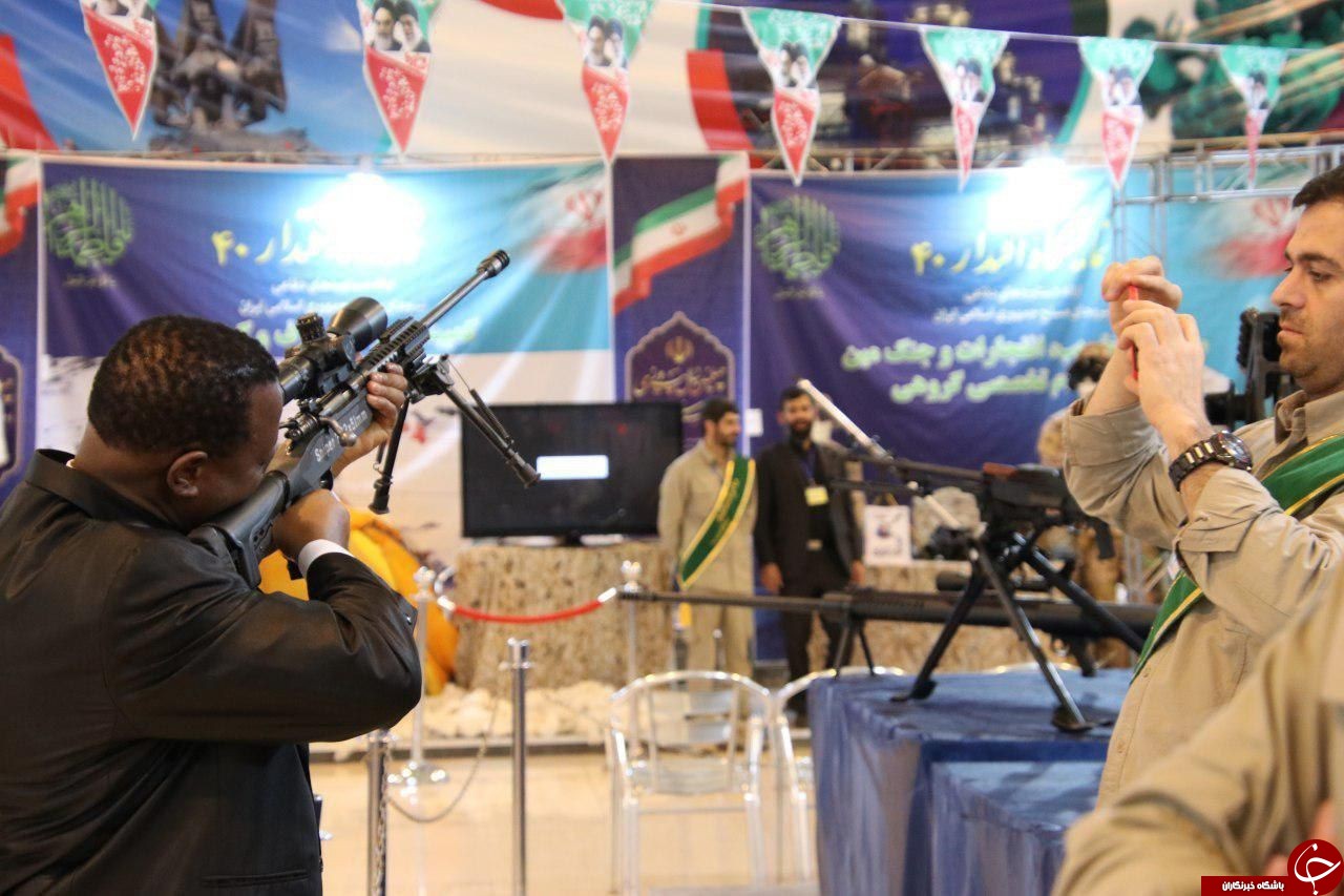 سلفی خارجی ها با دستاوردهای نظامی ایران +تصاویر