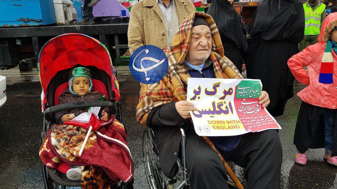 حاشیه های جالب و دیدنی راهپیمایی ۲۲ بهمن ۹۷ +تصاویر حاشیه های جالب و دیدنی راهپیمایی ۲۲ بهمن ۹۷ +تصاویر