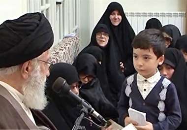 توصیه جالب رهبری درباره آموزش زبان ترکی +فیلم