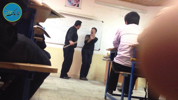 پخش شیرینی استعفای ظریف در مجلس!