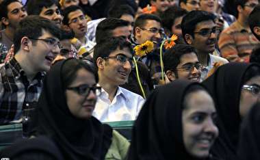 فقط جوانان ببینند!/ فیلم