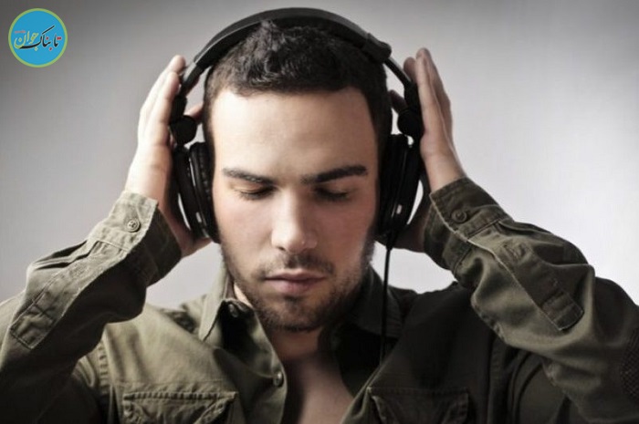 مراقب خطر کم شنوایی در جوانی باشید!