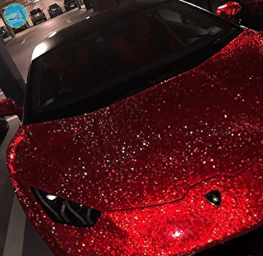 طرح پرهزینه‌ای که دختر پولدار روی لامبورگینی‌اش پیاده کرد +فیلم