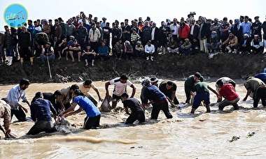 امدادرسانی جوان نیجریه‌ای به سیل‌زدگان کشورمان+فیلم