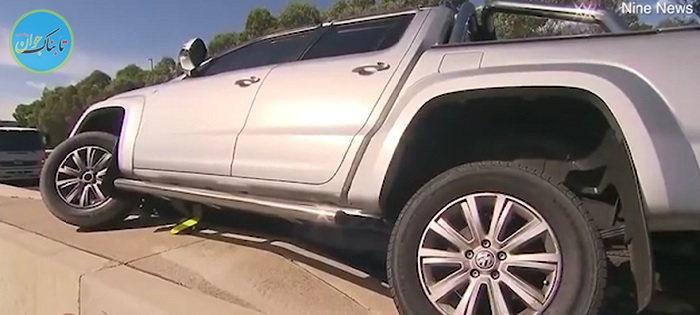 سرانجام فرار کردن راننده از عوارضی اتوبان! / فیلم