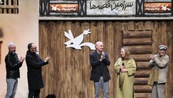 تجلیل از ایرج طهماسب در جشنواره قصه‌گویی
