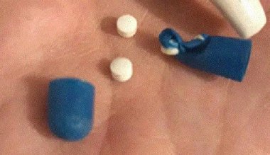 قرص‌های مشکوک در انگلیس هم پیدا شد