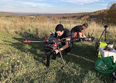 درختان با پهپاد کاشته می شوند