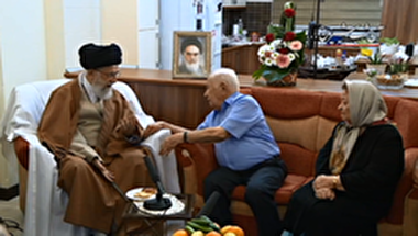 پاسخ جالب رهبرانقلاب به مادر شهید آرمن آودیسیان + فیلم