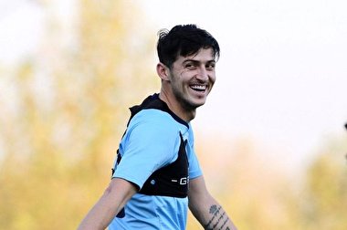 آیا سردار آزمون ازدواج کرده است؟