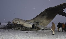 هویت دو نظامی کشته شده در پی سقوط هواپیما در غزنی