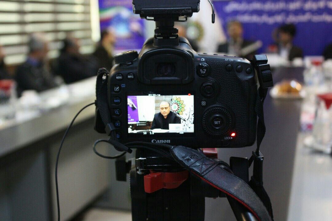 مصاحبه با کارشناس