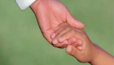 تحسین میلیون ها کاربر از برخورد سخاوتمندانه یک کودک!