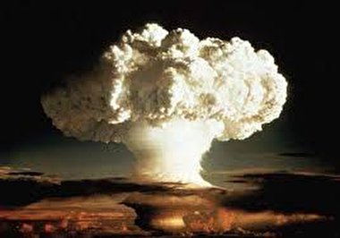 بمب ٥٠٠ كيلویی در آلمان منفجر شد + عکس