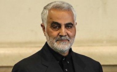 والیبال بازی کردن سردار سلیمانی + فیلم