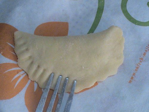 طرز تهیه قطاب گردویی خوشمزه در خانه