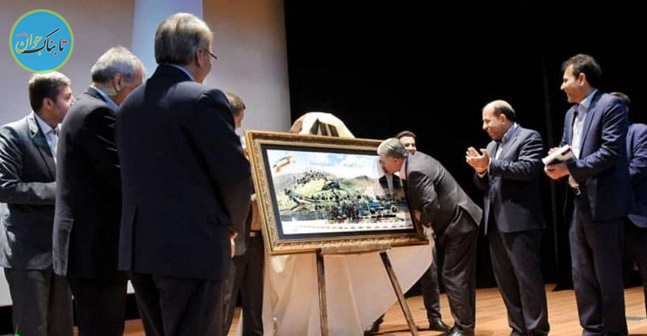 عکس بوسی نماینده شیروان بر تصویر وزیر کشور!+عکس