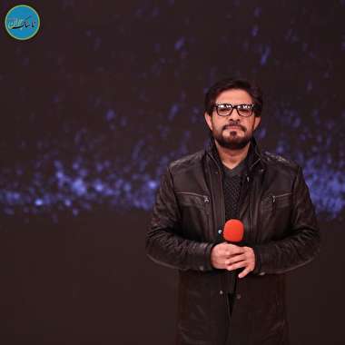 اعتراض خواننده پاپ به استفاده از اشعار نامتعارف در موسیقی