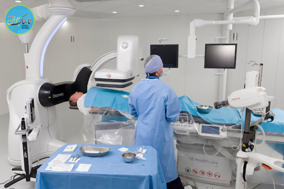 خیال ناراحت زنان روی تخت سونوگرافی