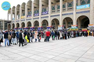 صف غذا در نمایشگاه کتاب تهران!