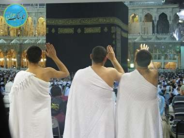 زنی بی حجاب با لباس احرام مردانه ! +فیلم