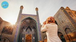 سفر به ایران با حجاب از دیدگاه روزنامه‌نگار فرانسوی
