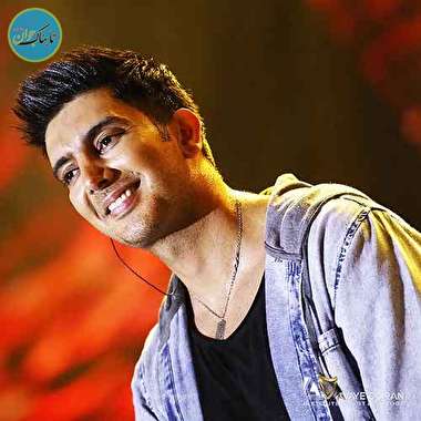 فیلمی از جشن تولد فرزاد فرزین با اجرای زنده