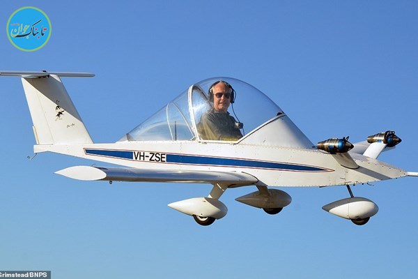 پرواز با کوچک‌ترین هواپیمای جهان +فیلم و عکس