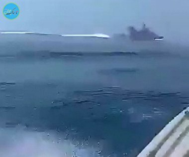 فرار ناوچه انگلیسی از دست نیرو‌های سپاه در خلیج فارس + فیلم