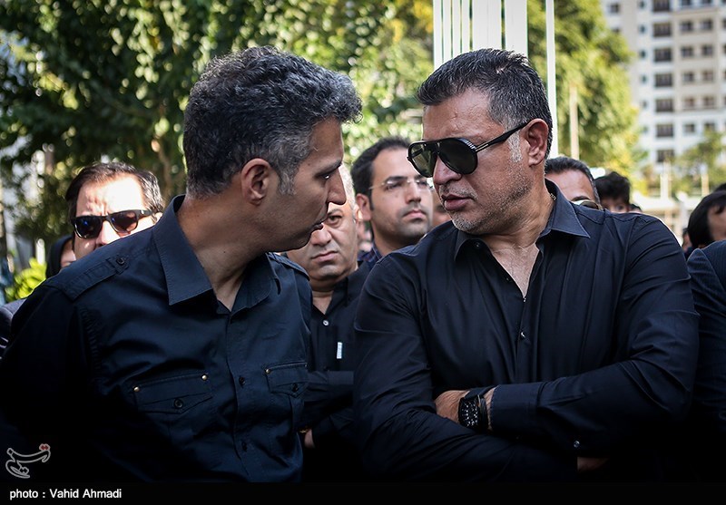 وصیت مهدی شادمانی همزمان با اول محرم انجام شد + فیلم مراسم تشییع مهدی شادمانی با حضور چهره ها
