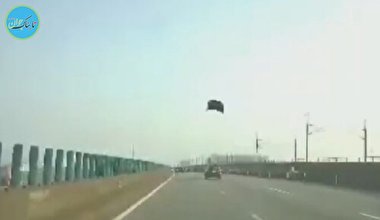 پرواز خطرناک کاپوت در هوا +فیلم