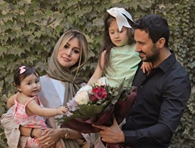 اولین تصویر از شاهرخ استخری در کنار همسر و فرزندانش