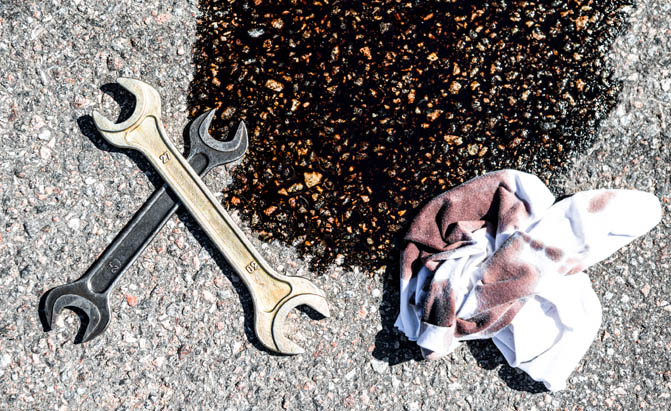 رنگ مایع نشتی از زیر ماشین