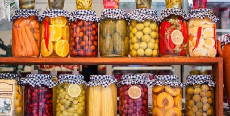 نکاتی مهم برای تهیه ترشی و شور در پاییز ترشی