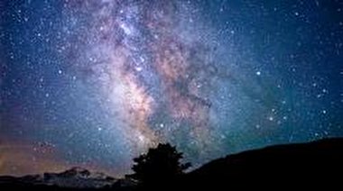 تصویر دیدنی ناسا از زندگی گروهی کهکشان ها