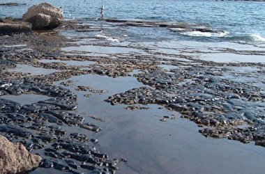 لکه بزرگ نفتی در نزدیکی جزیره کیش !