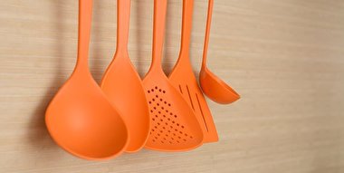 بیماری که با قاشق پلاستیکی ایجاد می شود