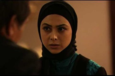 گریم متفاوت آزاده صمدی در نقش یک پیرزن + عکس