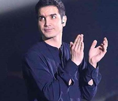 خبر مهاجرت محسن یگانه و واکنش مدیر رسانه ای این خواننده