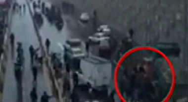 صحبت های راننده خاور جنجالی که اتوبان را بست + فیلم